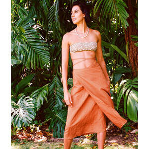Andie The Tavira Skirt  - Linen - Auburn (Archive) Size S-MAUBURN / S-M